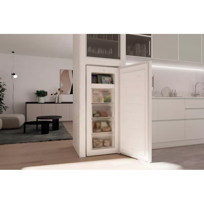 Candy CNUQ2L513EWH congelador vertical 169 L blanco