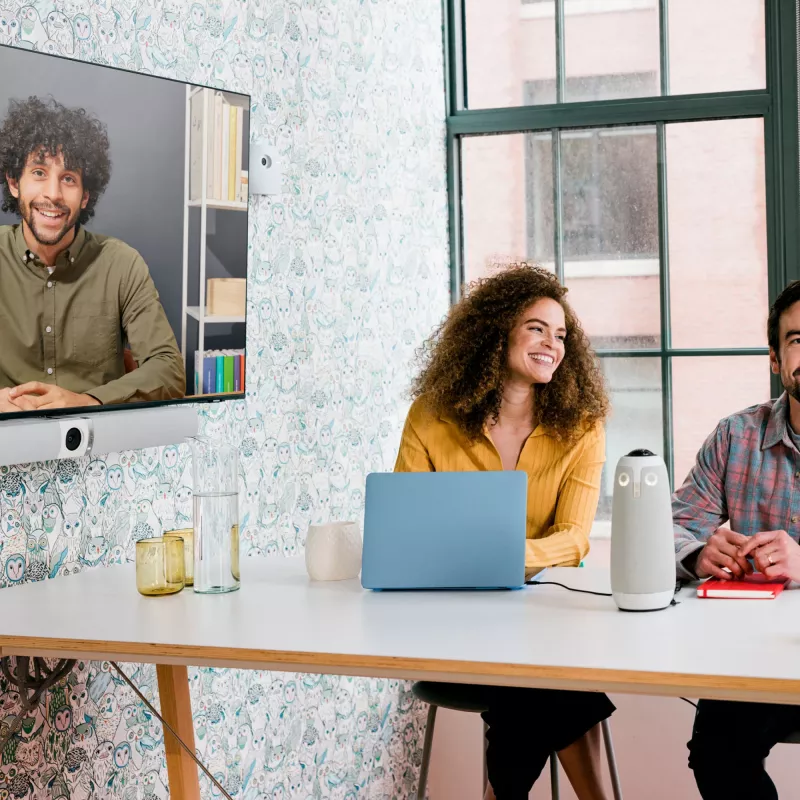 Owl Labs Meeting Owl 3 + Owl Bar Sistema de videoconferencia 16 MP sistema de videoconferencia para grupos