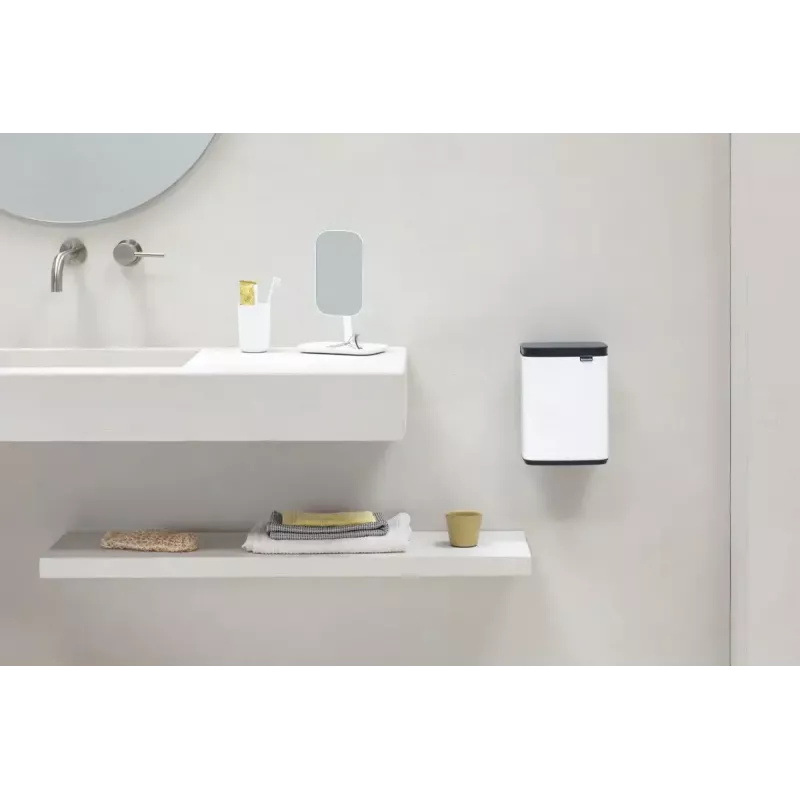 Cubo de basura Brabantia Bo 4 L rectangular acero negro blanco