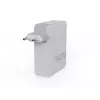 Cargador de viaje portátil GaN de 140W Xtorm XVC2140 con 3 conectores USB-C PD y cable USB-C de 2 m, blanco