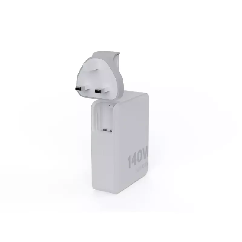 Cargador de viaje portátil GaN de 140W Xtorm XVC2140 con 3 conectores USB-C PD y cable USB-C de 2 m, blanco