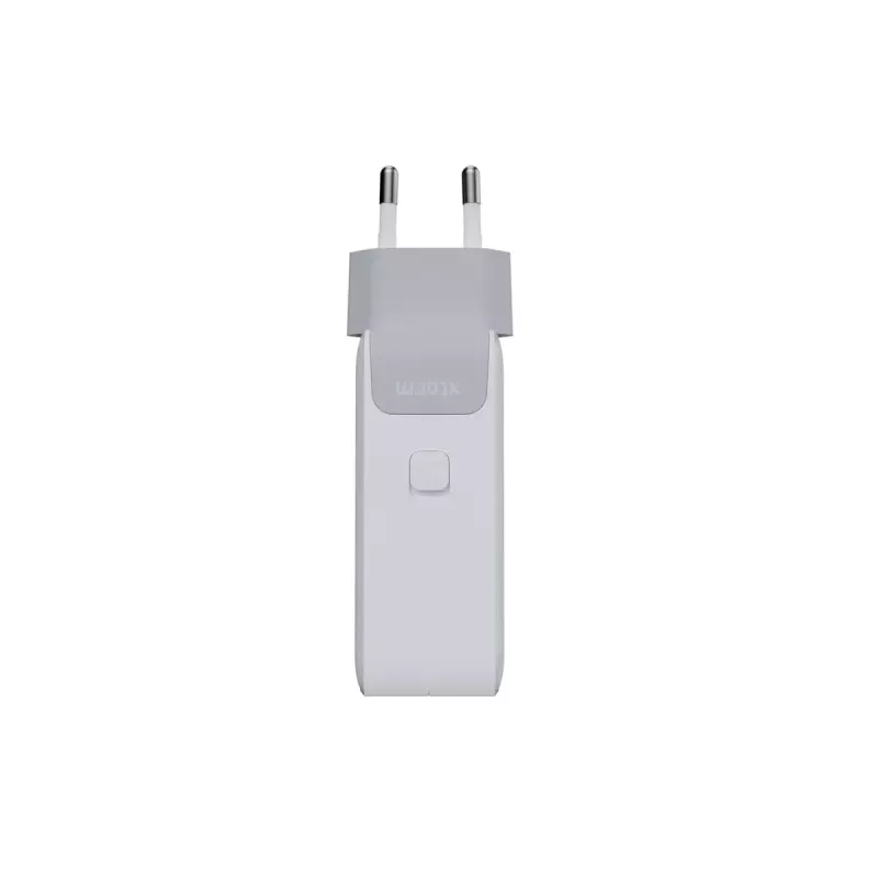 Cargador de viaje portátil GaN de 140W Xtorm XVC2140 con 3 conectores USB-C PD y cable USB-C de 2 m, blanco