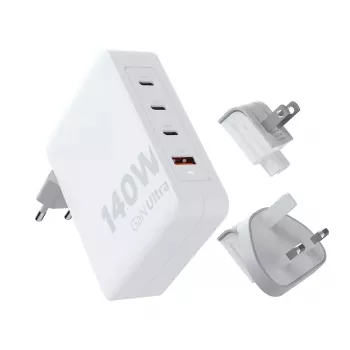 Cargador de viaje portátil GaN de 140W Xtorm XVC2140 con 3 conectores USB-C PD y cable USB-C de 2 m, blanco