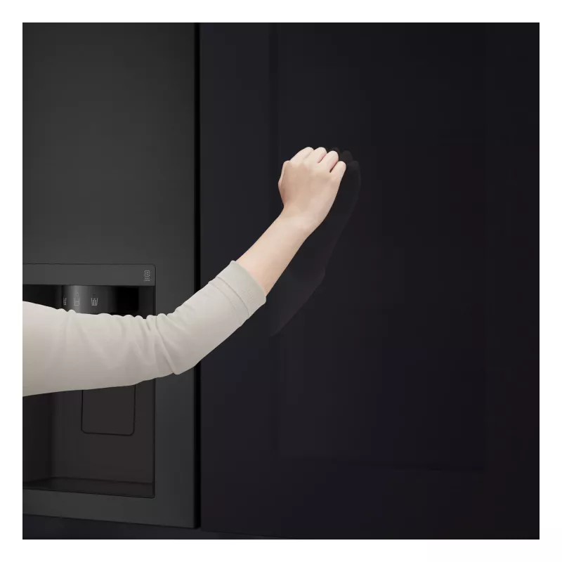 Frigorífico side-by-side LG InstaView GSGV81EPLL independiente 635 L negro