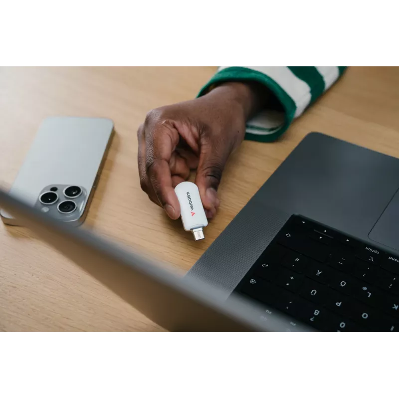 Memoria USB-C Verbatim Plectra blanca 512GB, 512 GB, USB Type-C, 3.2 Gen 1 (3.1 Gen 1), 100 MB/s, sin tapa, blanca