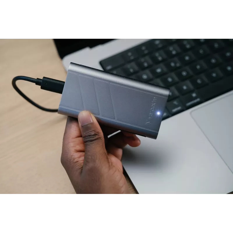 Verbatim TurboMetal SSD USB4 2TB USB Type-C USB4 Gen 2x2 plata