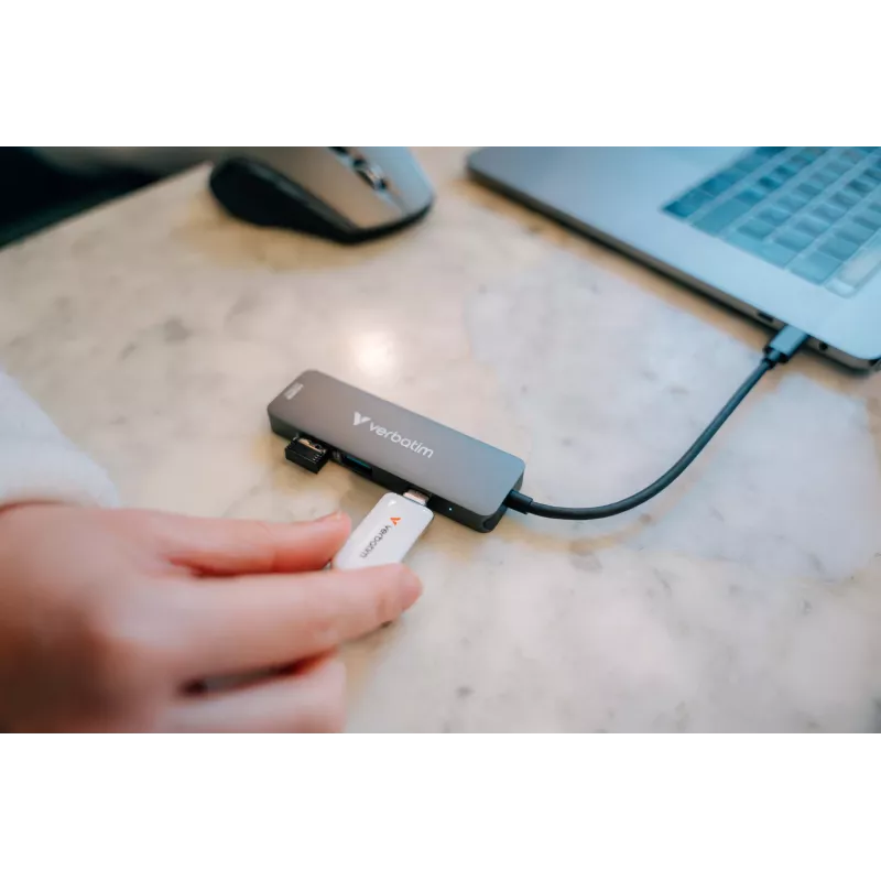 Verbatim USB-C Essentials hub multipuerto 4 puertos: HDMI, USB-C PD, USB-A 3.2 Gen 1, USB-A