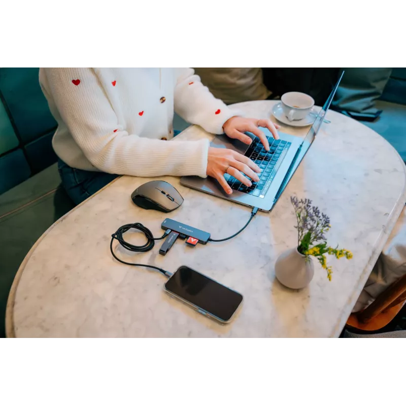 Verbatim USB-C Essentials hub multipuerto 6 puertos: HDMI, USB-C PD, USB-A 3.2 Gen 1, USB-A, SD y microSD