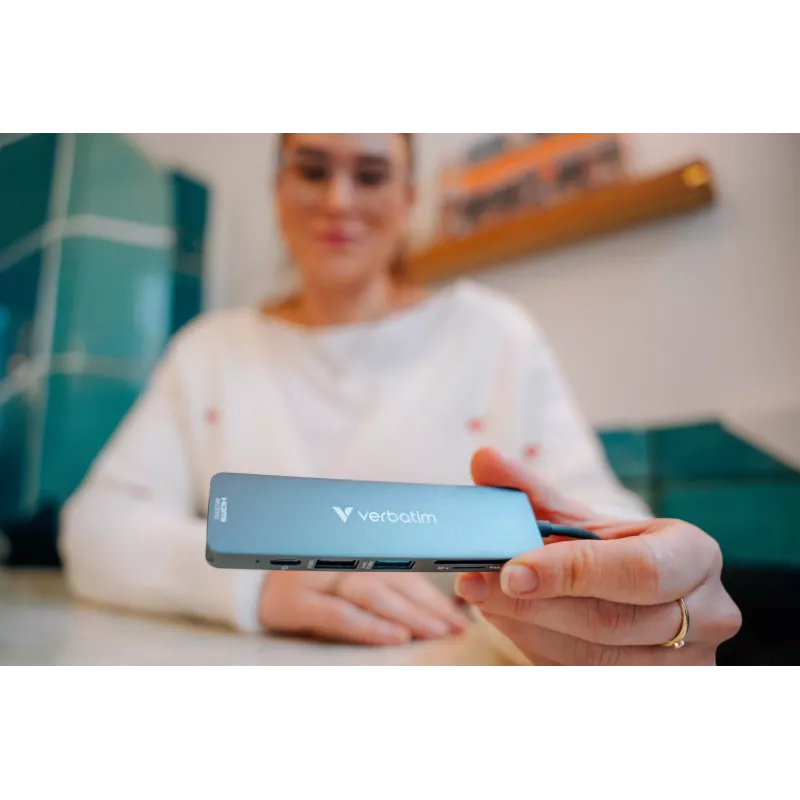 Verbatim USB-C Essentials hub multipuerto 6 puertos: HDMI, USB-C PD, USB-A 3.2 Gen 1, USB-A, SD y microSD