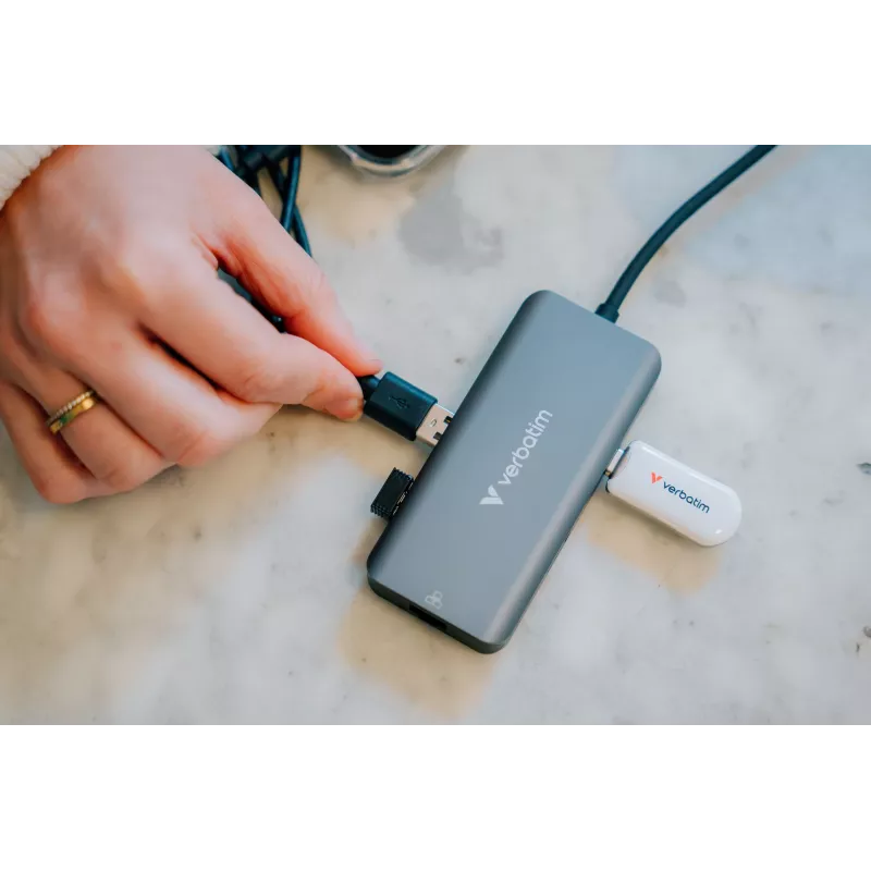Verbatim USB-C Essentials hub multipuerto 6 puertos: RJ45, HDMI, USB-C PD, 3 x USB-A 3.2 Gen 1