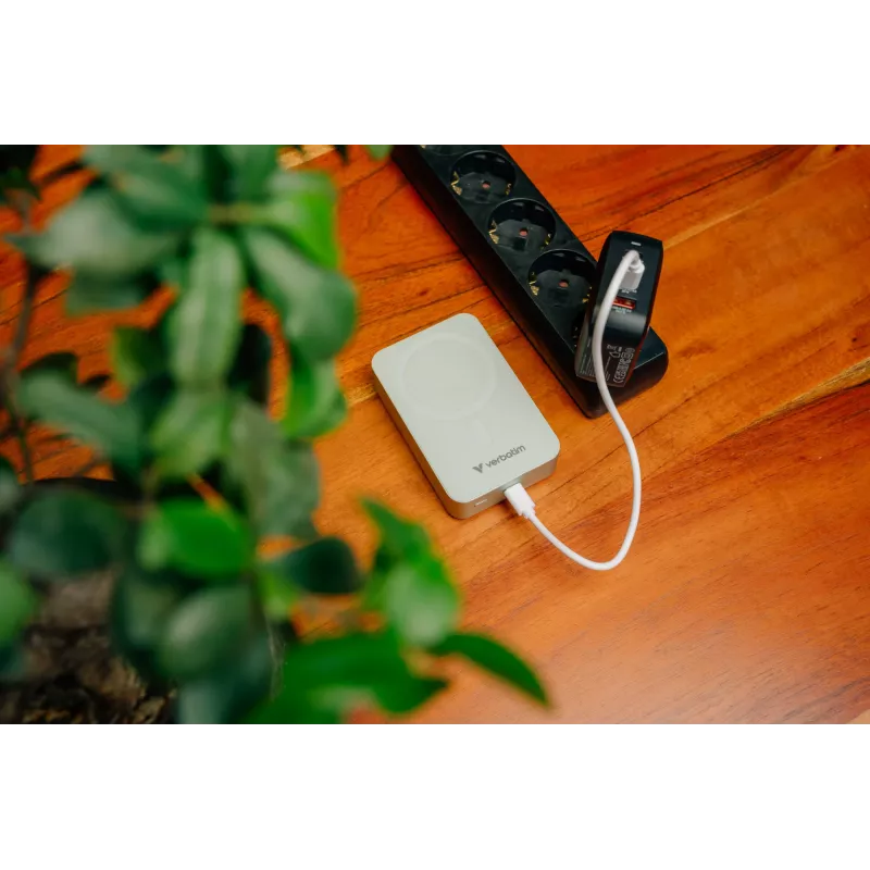 Verbatim Charge 'n' Go Essentials Powerbank magnética inalámbrica 20000 mAh Verde