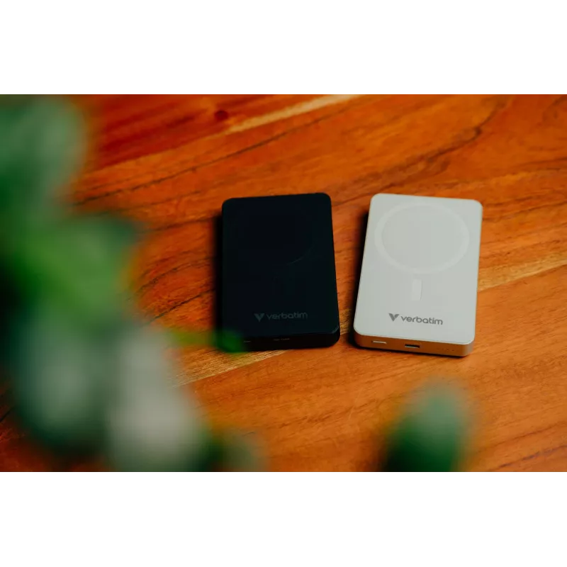 Verbatim Charge 'n' Go Essentials Powerbank magnética inalámbrica 10000 mAh Negro
