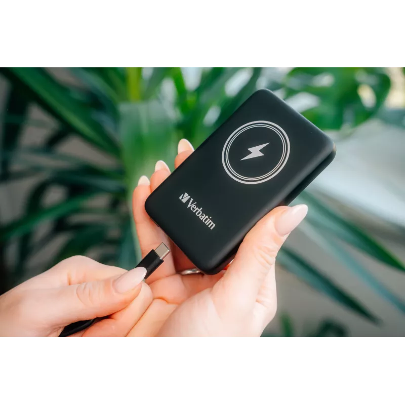 Powerbank VERBATIM Charge AnA Go 5000 mAh magnética inalámbrica, Negro