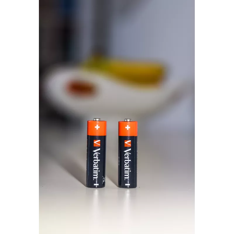 Verbatim pilas alcalinas AA, pila desechable, AA, alcalina, 1,5 V, 10 uds., negro, rojo