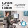 Soporte para monitor de ordenador Fellowes con 3 alturas ajustables – Premium Monitor Riser Plus con gestión de cables – Soporte para monitor ergonómico ajustable para ordenador – Peso máx. 36 kg / Tamaño máx. 21 inch – Grafito