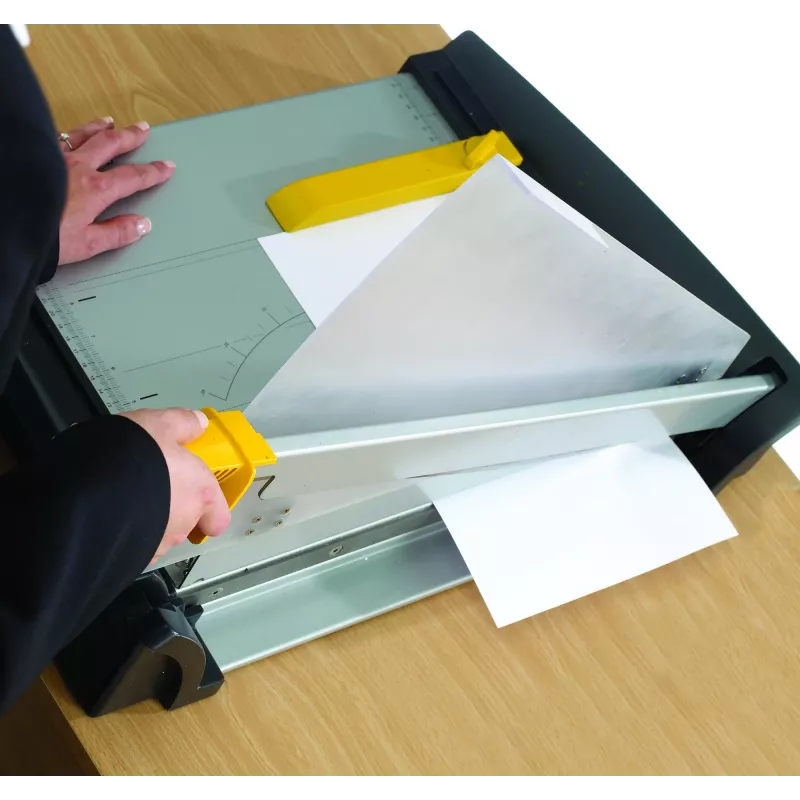 Cortadora de papel Fellowes Plasma A3/180 – Longitud de corte 46 cm, capacidad 40 hojas, grafito/plata/amarillo