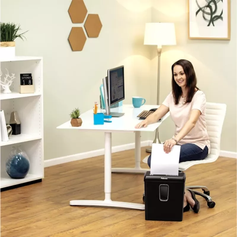 Fellowes Powershred P-30C Destructora de papel corte en partículas 22 cm Negro