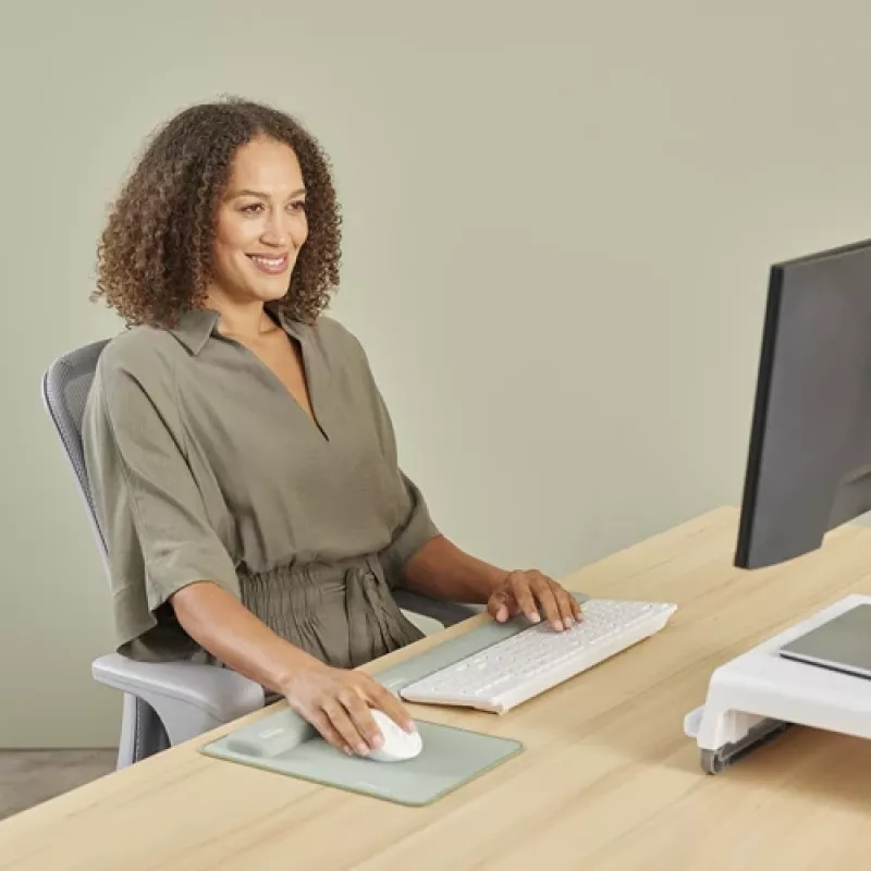 Fellowes Reposamuñecas Breyta Palm Rest con protección antibacteriana Reposamuñecas ergonómico Sage
