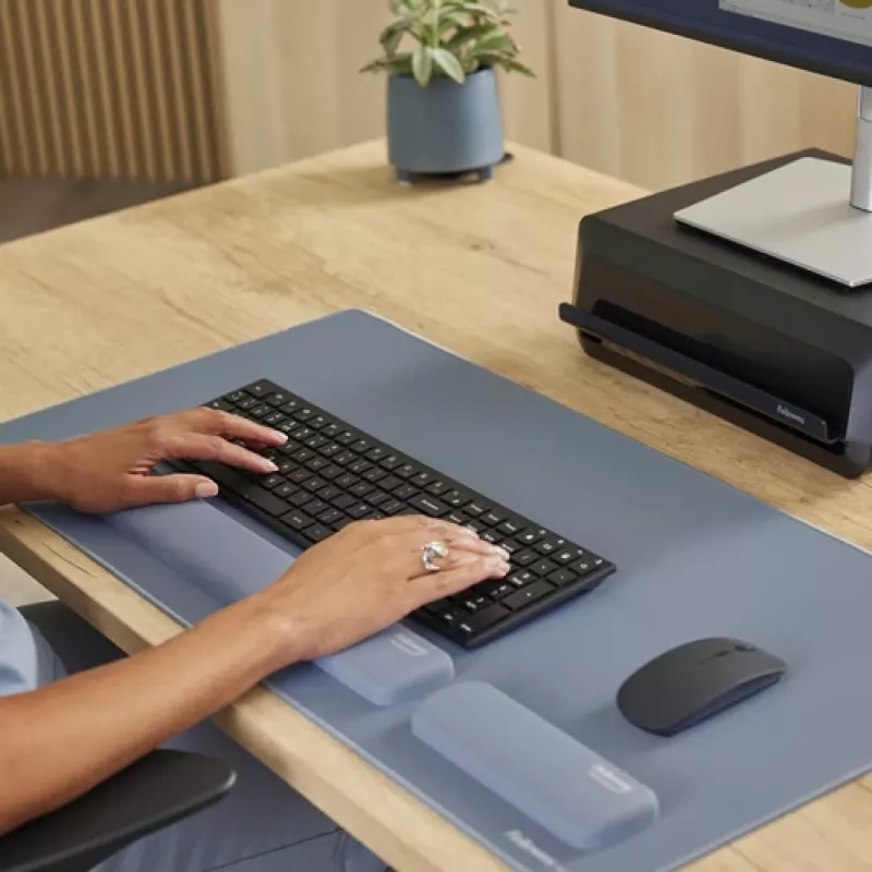 Fellowes Reposamuñecas para teclado Breyta Reposamuñecas para teclado con protección antibacteriana Reposamuñecas ergonómico Marine
