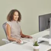 Fellowes Reposamuñecas para teclado Breyta Reposamuñecas compacto para teclado con protección antibacteriana Reposamuñecas ergonómico Sand