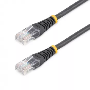 StarTech.com Cable de parcheo Cat5e con conectores RJ45 moldeados – 15 m – negro
