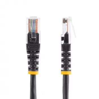 StarTech.com Cable de parcheo Cat5e con conectores RJ45 moldeados – 15 m – negro