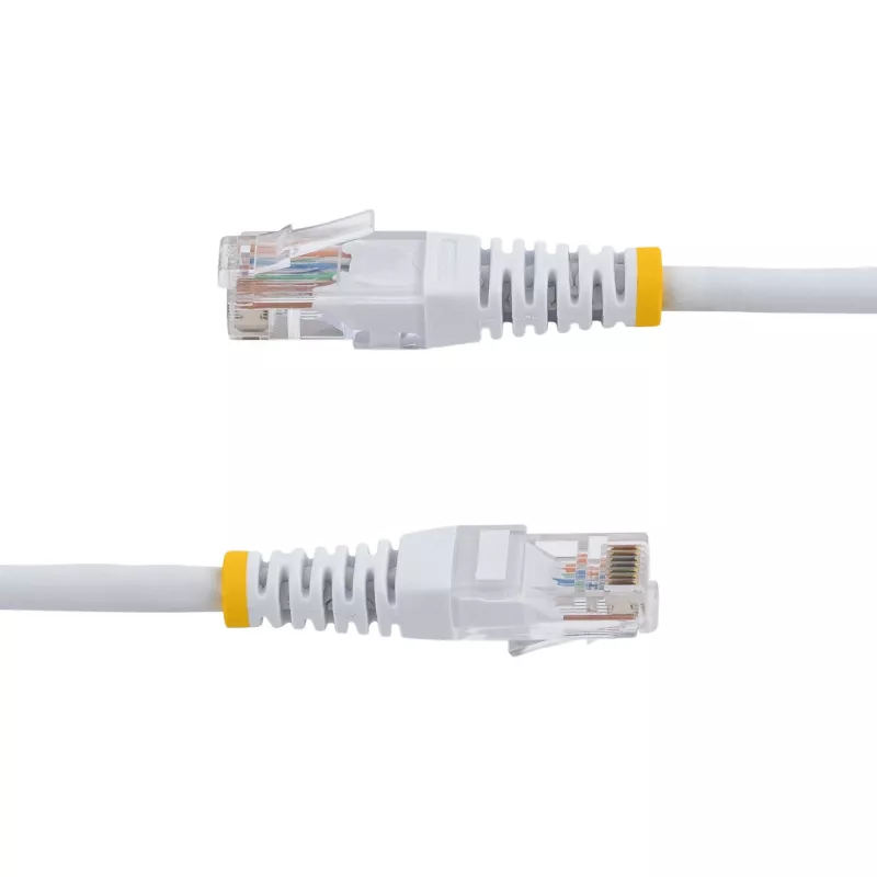 StarTech.com Cable de parcheo Cat5e RJ45 UTP moldeado blanco de 15m - Cable de parcheo de 15 m