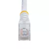 StarTech.com Cable de parcheo Cat5e RJ45 UTP moldeado blanco de 15m - Cable de parcheo de 15 m