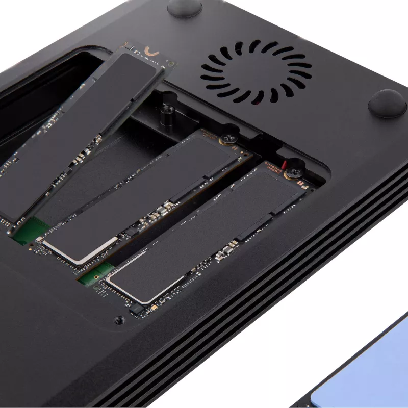 StarTech.com Carcasa Thunderbolt 3 NVMe de 4 bahías, Para unidades SSD M.2 NVMe, 1x DisplayPort Vídeo/ 2x Puertos TB3 Downstream, 40 Gbit/s, Fuente de alimentación de 72W, Carcasa externa para disco duro