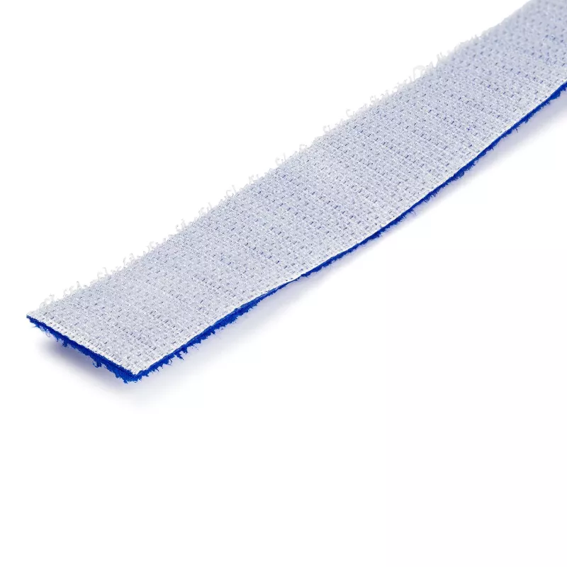 StarTech.com Rollo de cinta de velcro de 15,2 m – bridas reutilizables para cortar – cinta industrial de fijación de cables / bandas textiles ajustables Azul / bandas de gestión de cables autoadhesivas