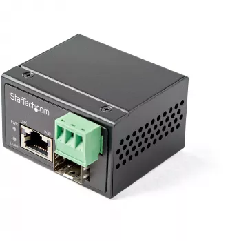 StarTech.com convertidor de medios industrial de fibra óptica a Ethernet PoE+ 30W - SFP a RJ45 - fibra óptica monomodo/multimodo a Gigabit Ethernet de cobre - tamaño mini/compacto - IP-30/ -40 a +75°C