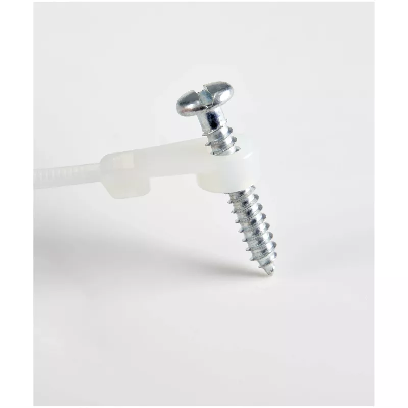 StarTech.com bridas de 6 pulgadas (15 cm) con orificio de fijación - 1/8 pulgadas (3 mm) de ancho, 1-1/2 pulgadas (40 mm) de diámetro de haz, 40 lb (18 kg) de resistencia a la tracción, bridas de nailon 66 autoblocantes con orificio para tornillo, listado UL, pack de 100