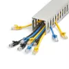 StarTech.com tapa de canaleta de gestión de cables con ranuras abiertas, 2 pulgadas (50 mm) de ancho x 2 pulgadas (50 mm) de alto - 2 m de longitud - ranuras de 8 mm, ocultación de cables de red/canaleta de pared de PVC, máx. 80 cables, listado UL