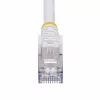 StarTech.com Cable Ethernet CAT8 blanco de 1m, RJ45 sin lengüeta, 25G/40G, 2000MHz, 100W PoE++, S/FTP, 26AWG hilo de cobre desnudo puro, LSZH, Cable de red patch apantallado con alivio de tensión, probado individualmente