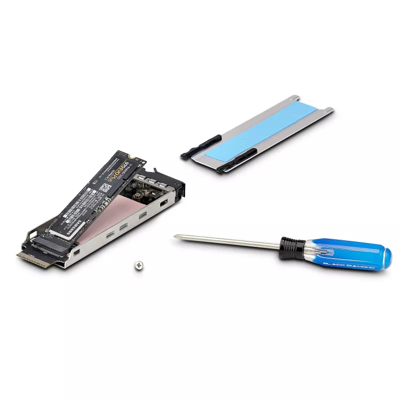 StarTech.com Bahía móvil/backplane M.2 NVMe SSD a PCIe x4 con bandeja extraíble para ranura de expansión PCI Express, instalación sin herramientas, Bahía de disco hot-swap PCIe 4.0/3.0, cerradura con llave – 2 llaves incluidas