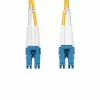 StarTech.com Cable de fibra óptica monomodo OS2 Duplex LC a LC (UPC) de 7m (22.9ft), 9/125µm, 100G, resistente a flexiones, baja pérdida de inserción – Cable patch de fibra óptica LSZH