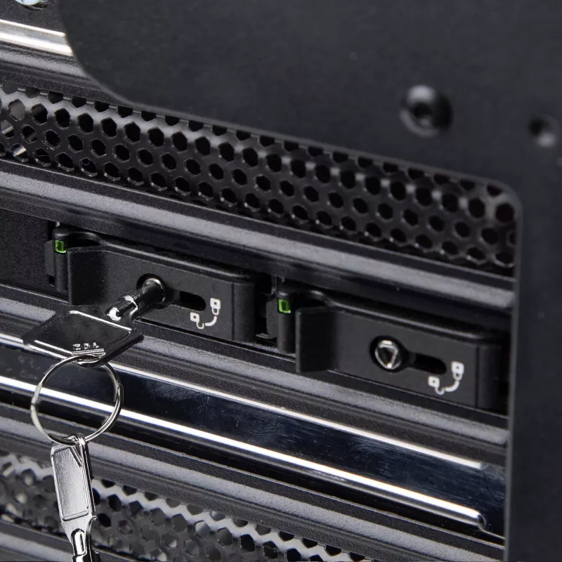 StarTech.com Bahía extraíble M.2 NVMe SSD a PCIe x8 de doble bahía; requiere bifurcación; instalación sin herramientas, backplane PCIe con dos bahías de unidad hot-swap