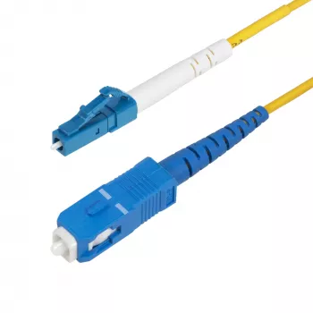 StarTech.com Cable de fibra óptica monomodo OS2 simplex LC a SC (UPC) de 3 m, 9/125 µm, 40G/100G, insensible a curvaturas, baja atenuación de inserción – Cable de conexión de fibra óptica LSZH
