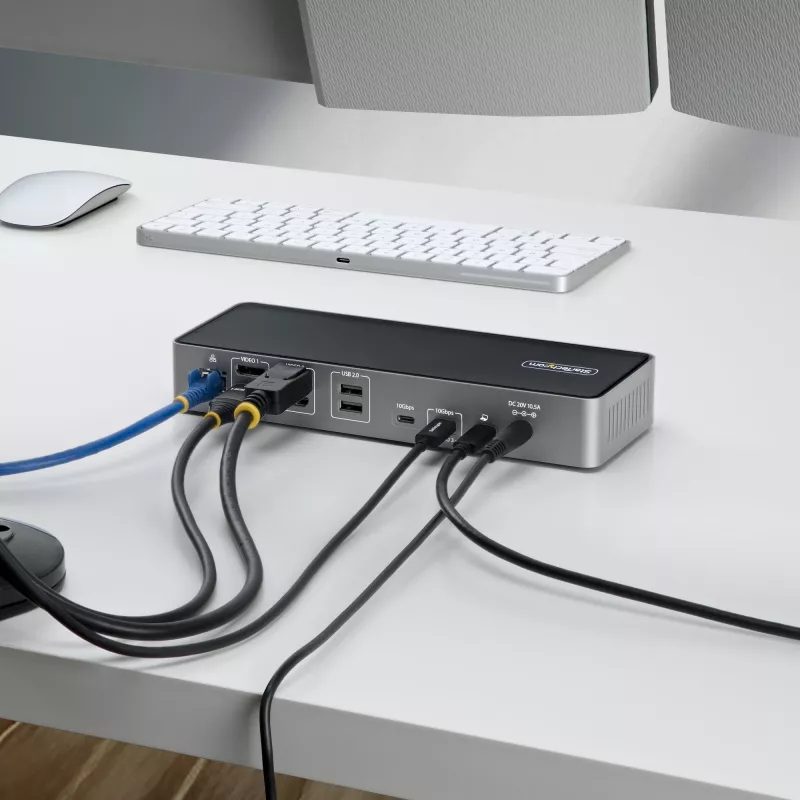 StarTech.com Docking station USB-C para triple monitor, estación de carga para portátil de 140W para MacBook Pro y Windows, HDMI o DisplayPort 4K 60Hz, TAA