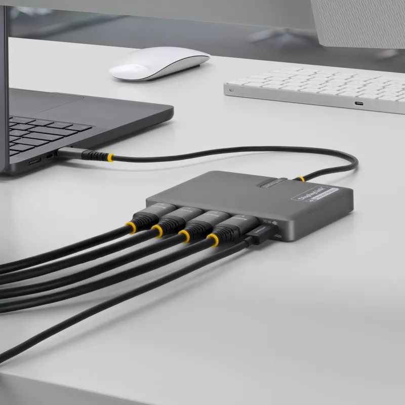 StarTech.com Adaptador USB-C a estación de trabajo de cuatro monitores, HDMI 4K 60Hz, PD Passthrough de 140W para carga de portátil, puerto USB para teclado/ratón inalámbrico, TAA