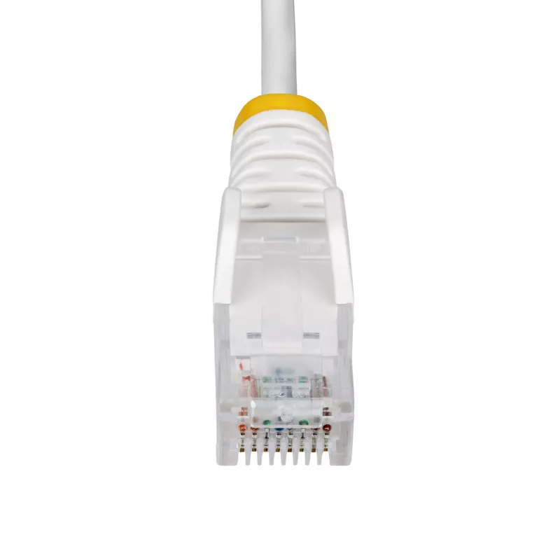 StarTech.com Cable Ethernet CAT6 delgado blanco de 3 m, protección de lengüeta, 100W PoE, UTP, LSZH, conductor de cobre puro 28AWG, cable de red/parche RJ45 delgado con alivio de tensión, probado individualmente
