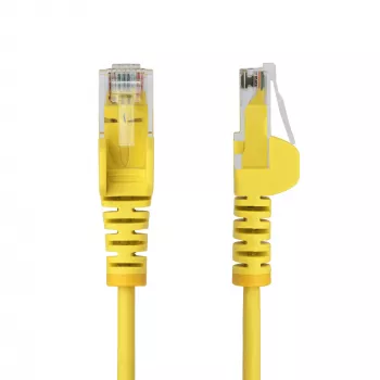 StarTech.com Cable Ethernet CAT6 delgado de 10 m amarillo, protección de pestaña, 100 W PoE, UTP, LSZH, 28AWG hilo de cobre desnudo puro, cable de red RJ45 delgado con alivio de tensión, probado individualmente