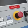 DYMO Rhino Etiquetas de vinilo industriales | 12 mm x 5,5 m | Impresión blanca sobre rojo | Autoadhesivas | para impresoras de etiquetas LabelManager y Rhino