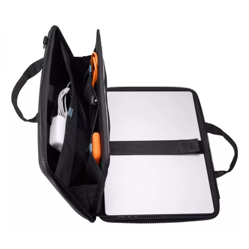Funda para portátil Thule Gauntlet 16 para MacBook de 16