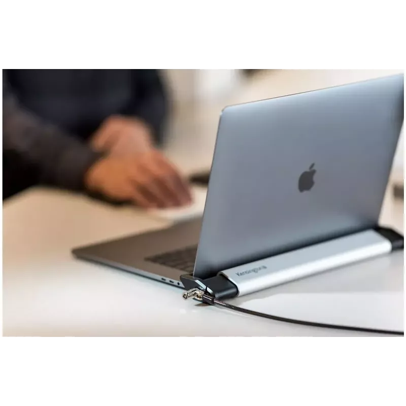 Estación de bloqueo para portátil Kensington Laptop Locking Station 2.0 con candado MicroSaver 2.0