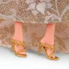 Muñeca Barbie Signature 2025 Holiday Fashion, muñeca coleccionable de temporada, rubia con vestido plateado y dorado