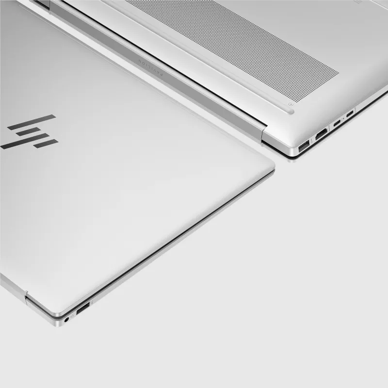 HP Pavilion Plus 14-ew1006na Intel Core Ultra 5 125H Portátil 35,6 cm (14 pulgadas) WQXGA 16 GB LPDDR5x-SDRAM 512 GB SSD Wi-Fi 6E (802.11ax) Windows 11 Home AI PC plateado (reacondicionado)
