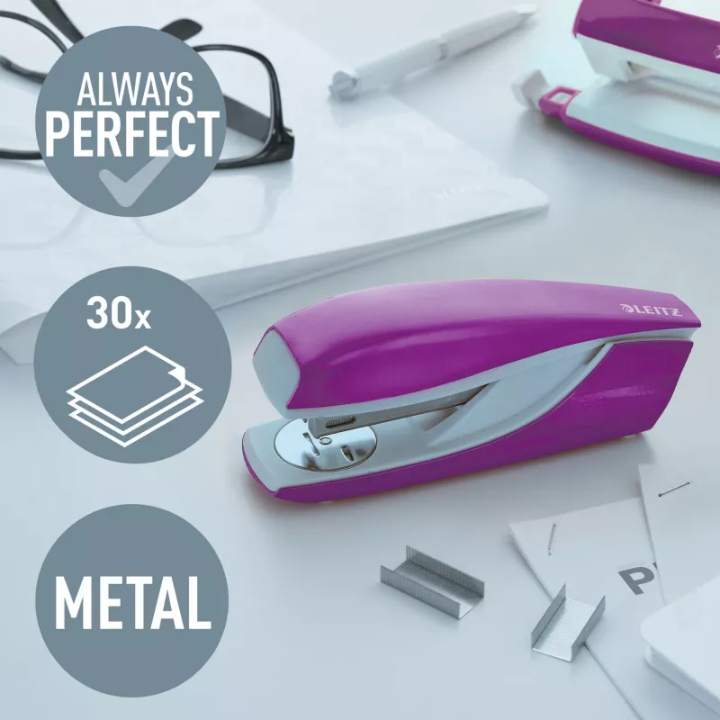 Leitz grapadora WOW 5502 metal 30 hojas, 30 hojas, lila, P3, metal, plástico, 80 g/m², 4 cm
