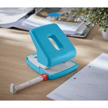 Perforadora Leitz Cosy 2 taladros 30 hojas, 30 hojas, azul, plástico, 8 cm, 5,5 mm, A4