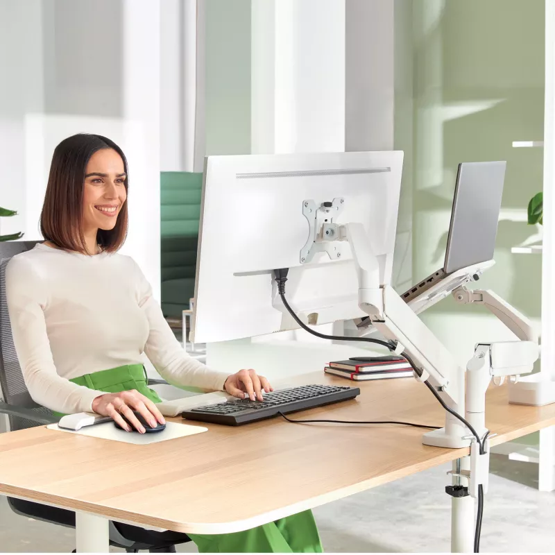 Leitz Ergo brazo doble para monitor y portátil que ahorra espacio, pinza/pasacables, 9 kg, 33 cm (13 inch), 81,3 cm (32 inch), 100 x 100 mm, gris